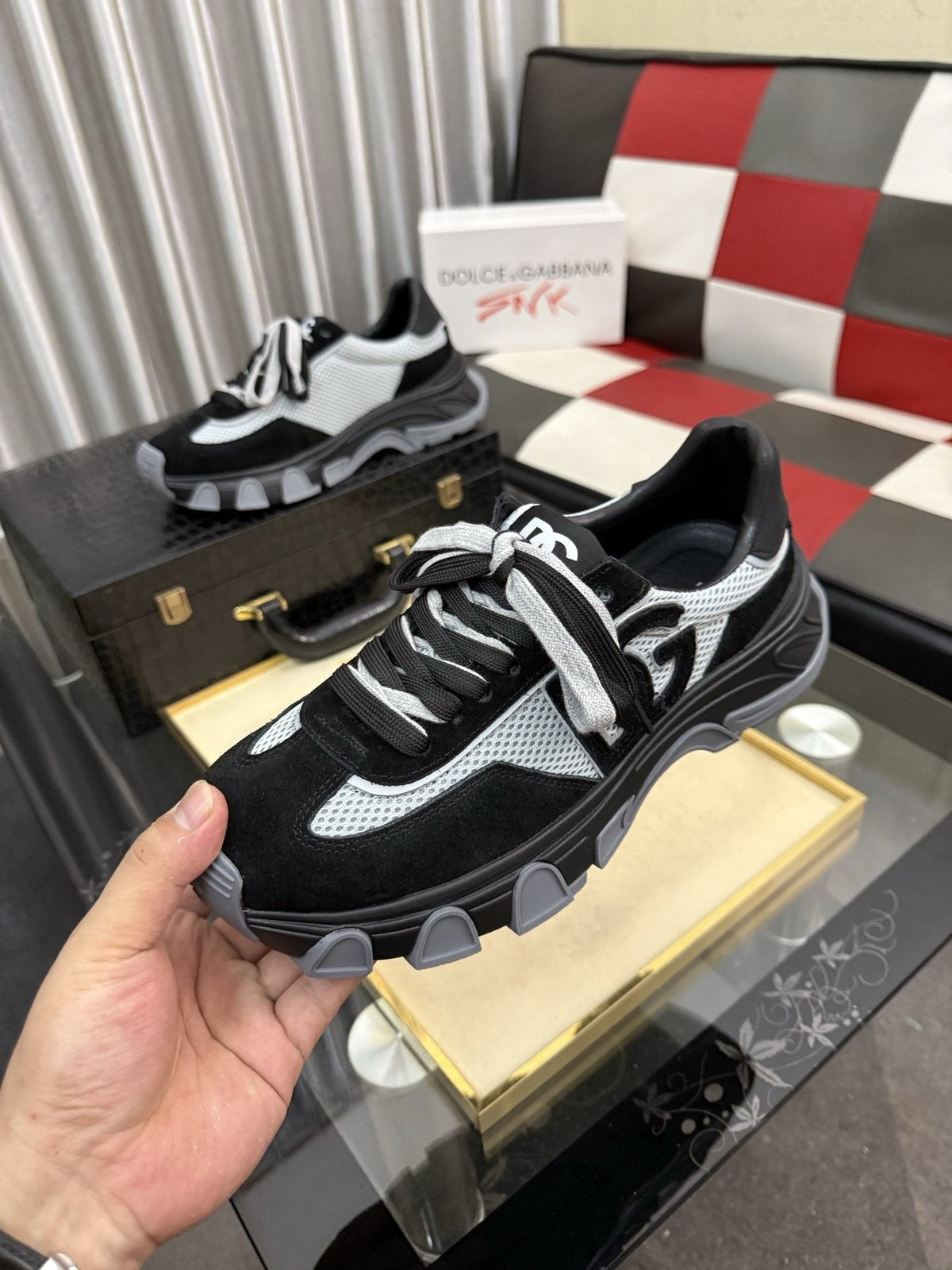 Dolce & Gabbana Black & White Low-Top Sneakers